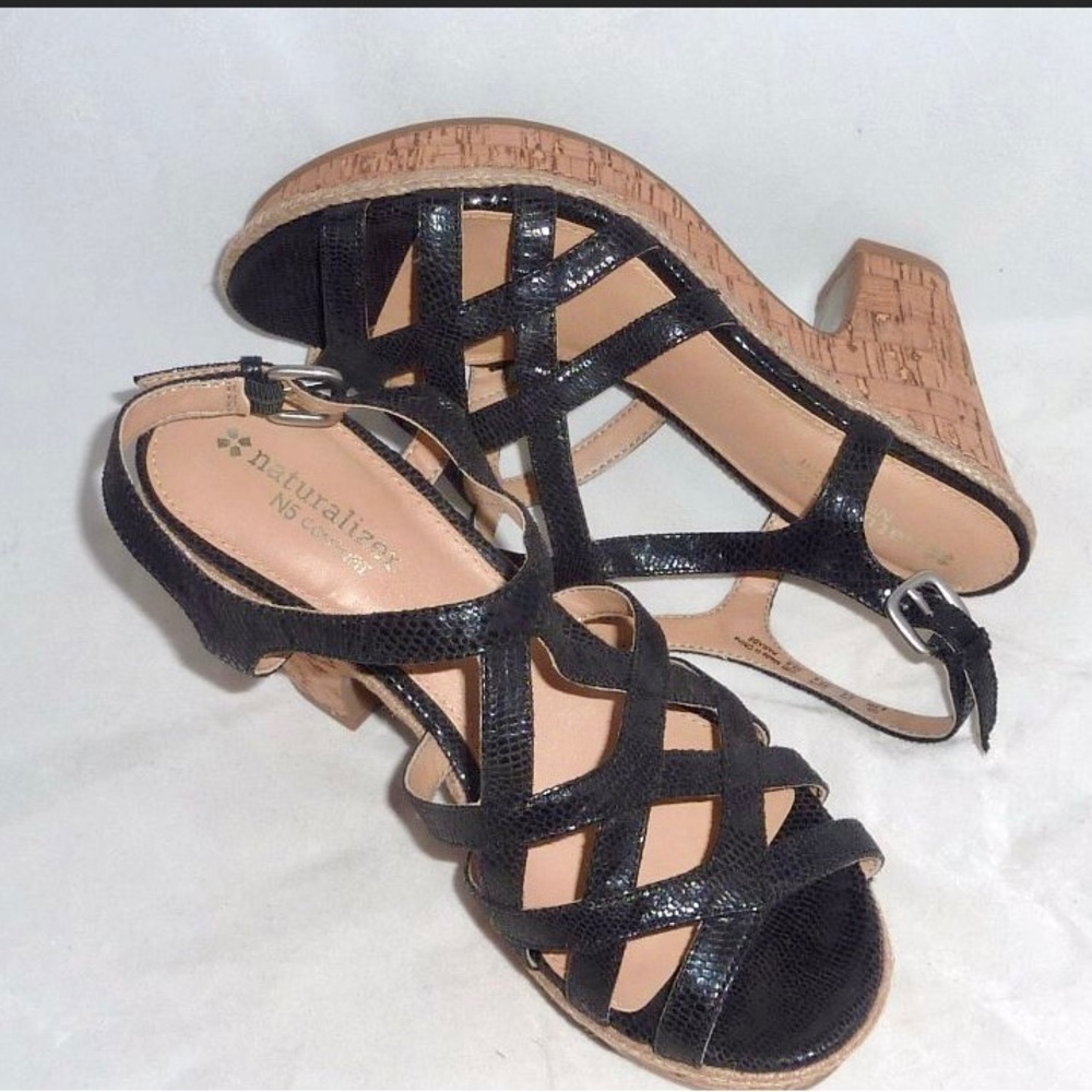 Naturalizer Women's Cork Wedge Black Snakeskin Print Strappy Sandals Size 6W